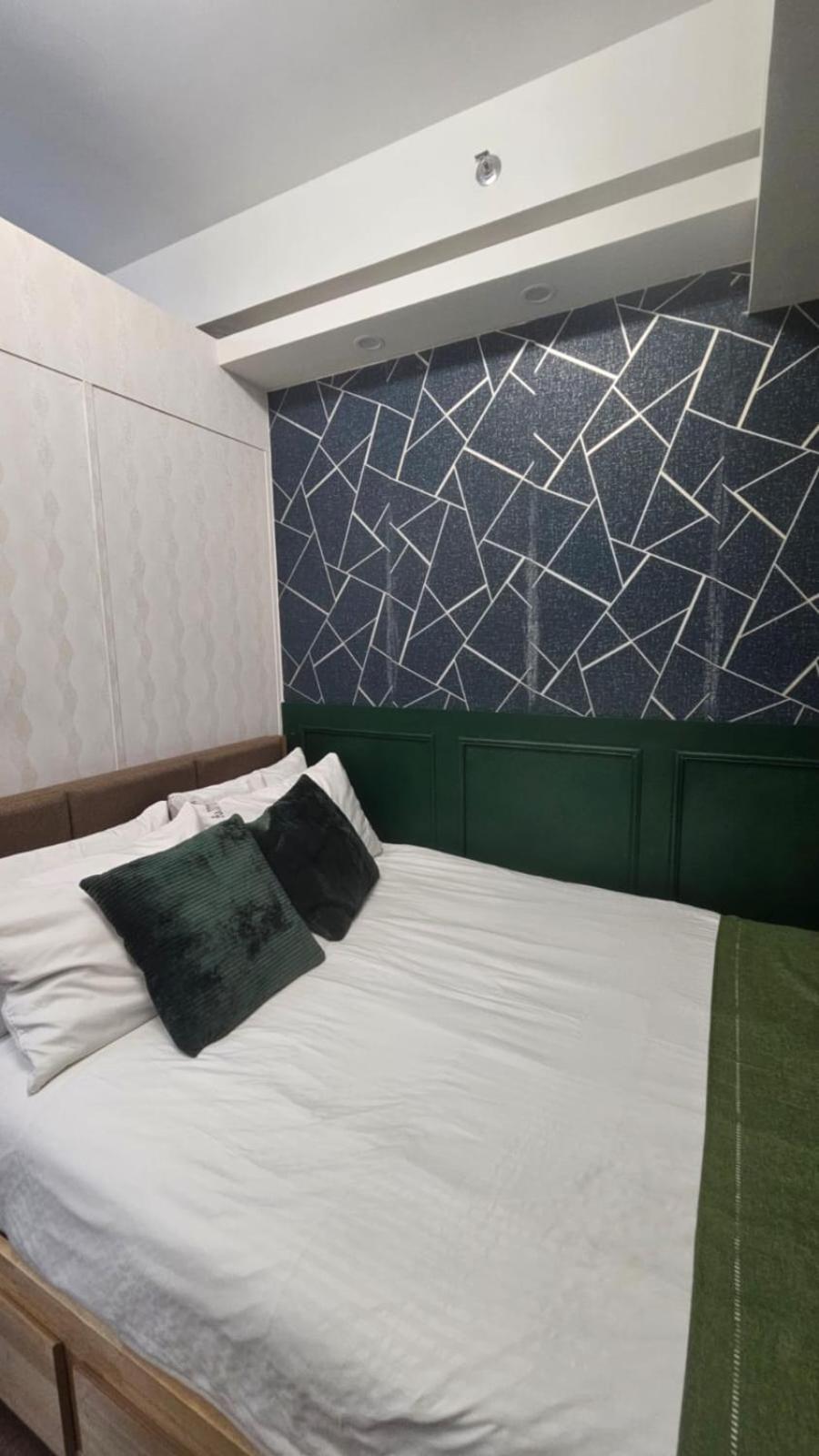 Awesome Value, Great Location Apartment Manila Exterior photo